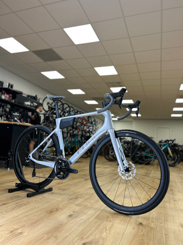 1000km Cube Agree C:62 One Di2 Carbon Racefiets