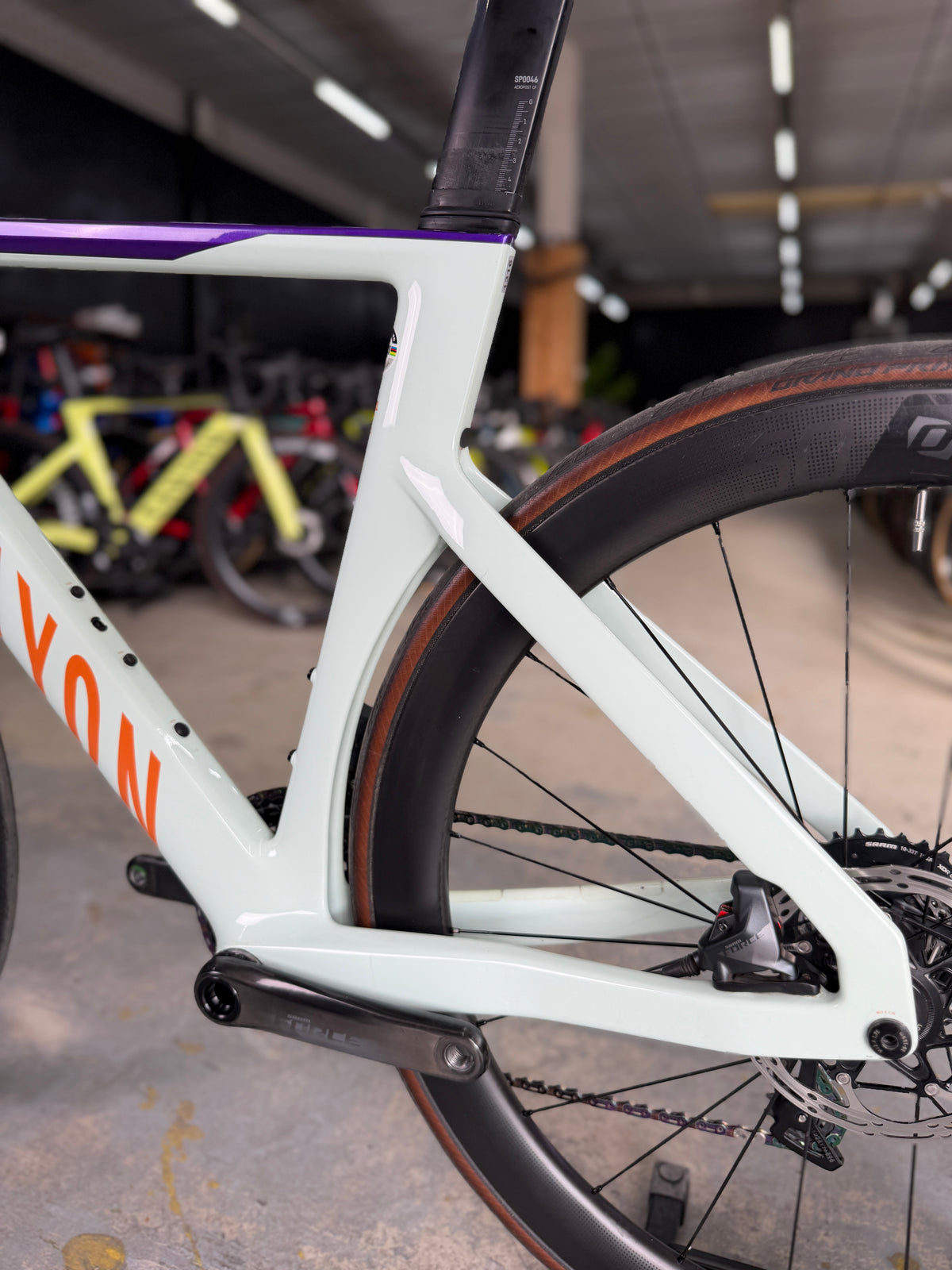 Canyon Aeroad CF SLX Fast Fruit LTD AXS Carbon Racefiets