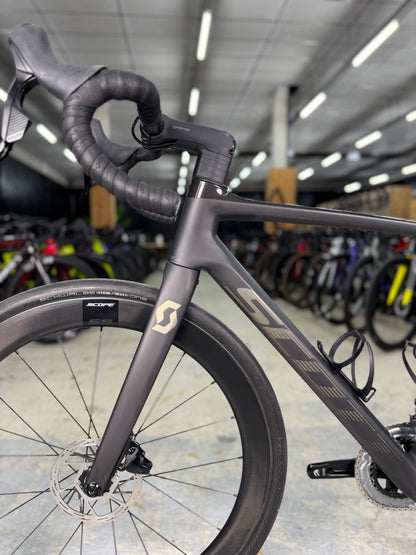Scott Addict AXS Carbon Road Bike