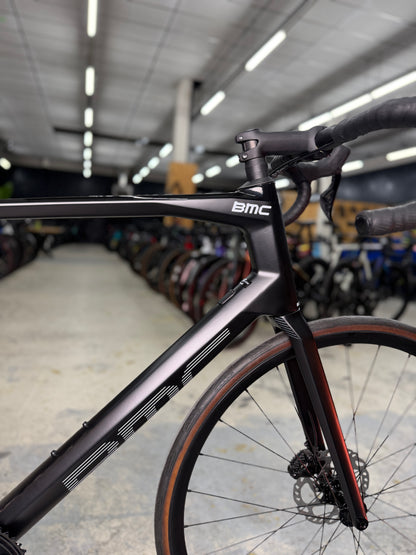 NIEUW BMC Roadmachine Five Di2 Carbon Racefiets
