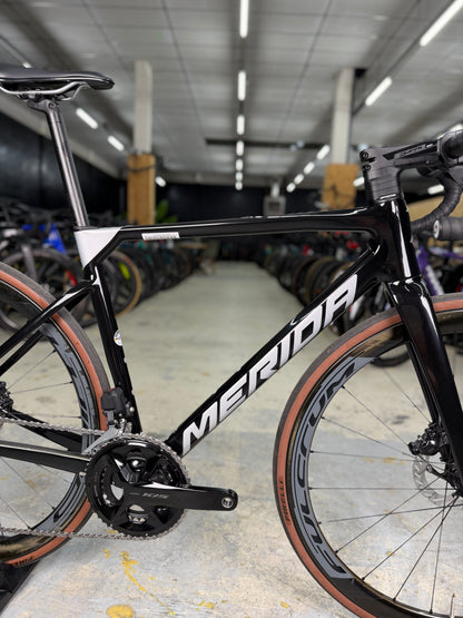 Merida Scultura 6000 Di2 Carbon Road Bike