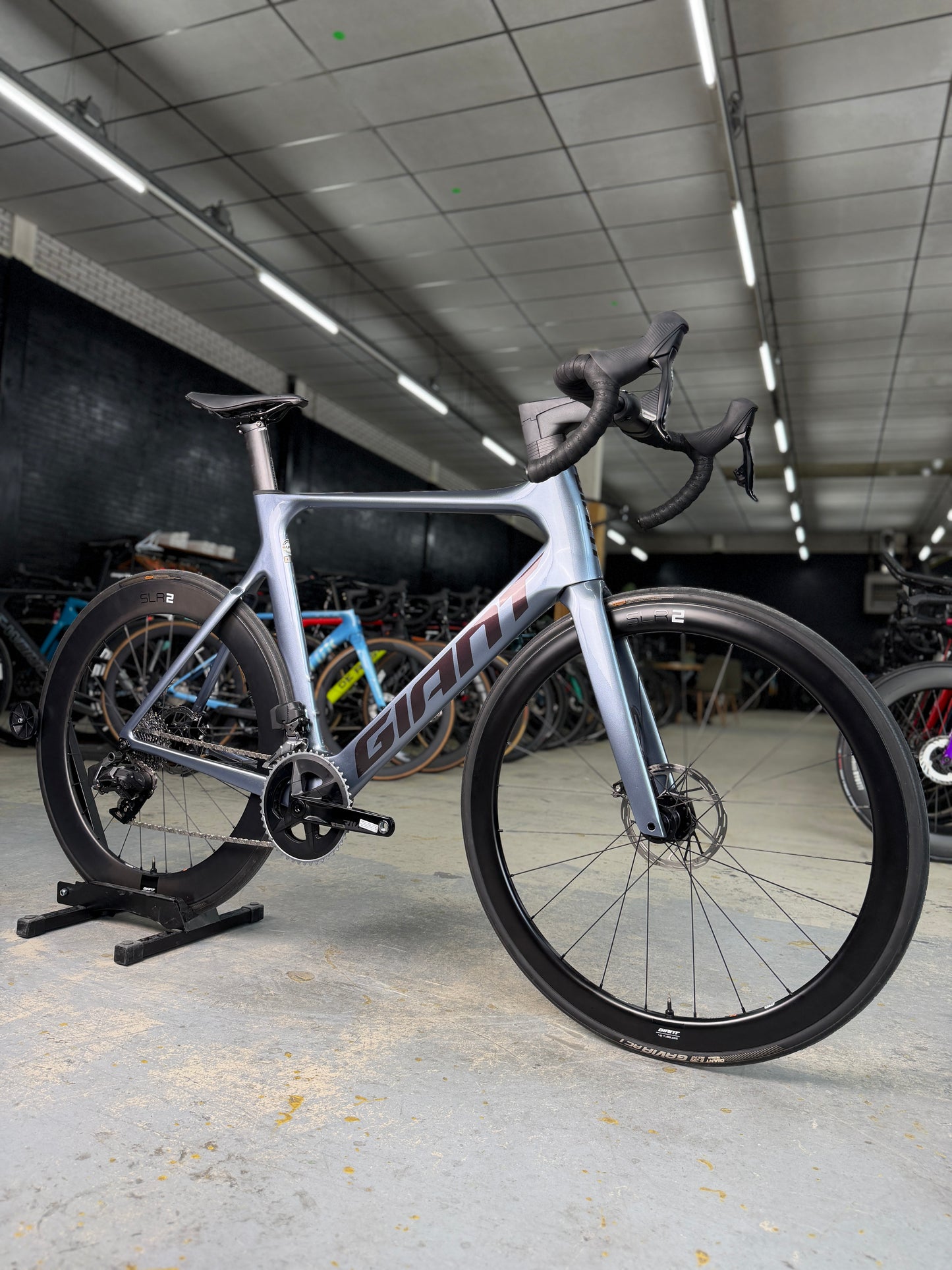 SHOWROOM Giant Propel Advanced 1 AXS Carbon Racefiets