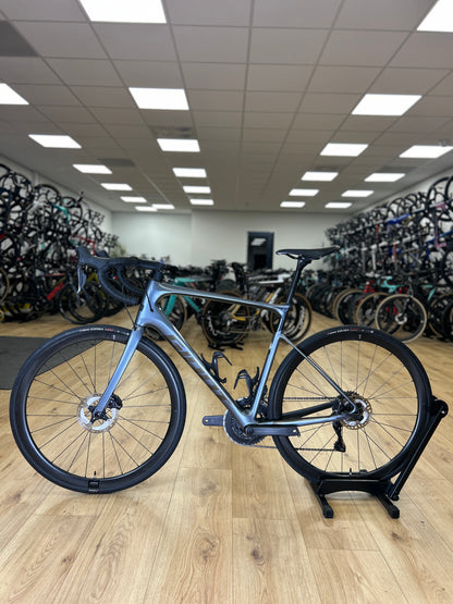Giant Defy Advanced Pro 1 Di2 Carbon Racefiets