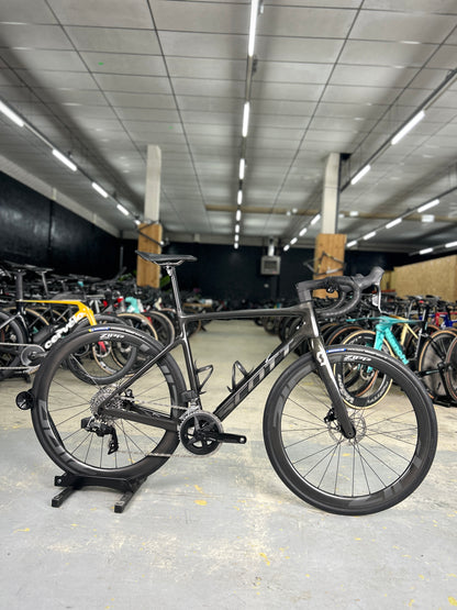 Scott Addict 10 AXS Carbon Road Bike