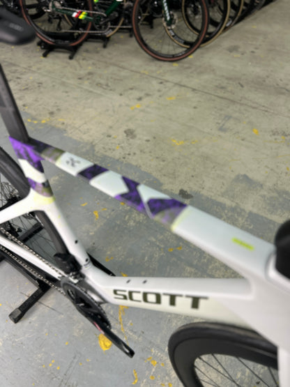 NEW Scott Foil RC30 AXS Carbon Road Bike