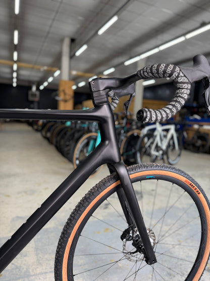 Carbon Gravel Fiets Di2