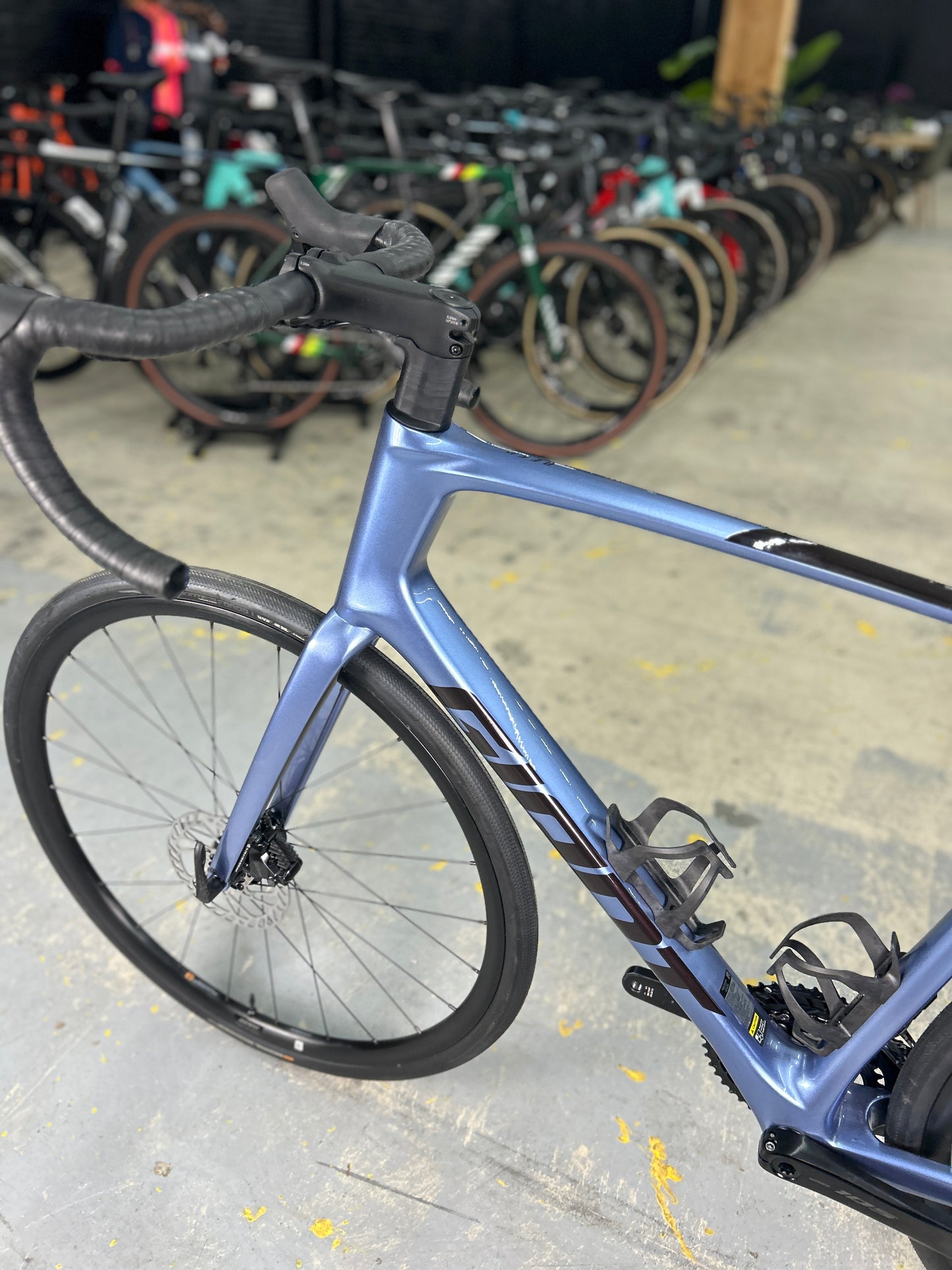 NEW Giant Defy Advanced Di2 Carbon Road Bike
