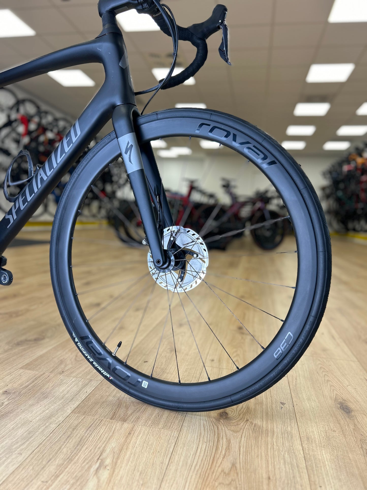 Specialized Roubaix Expert Carbon Di2 Disc Racefiets