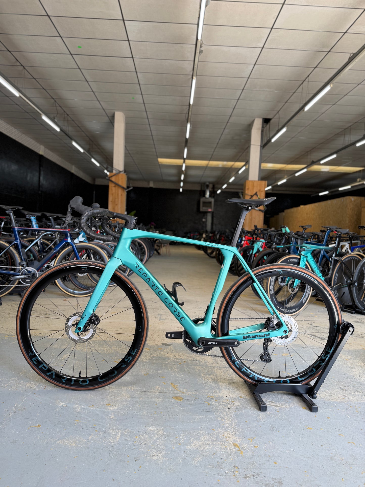 Bianchi Impulso RC Di2 Gravel Fiets