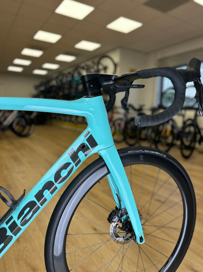 LTD Bianchi Oltre XR4 Di2 Carbon Racefiets