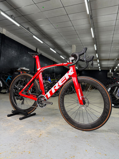 Trek Madone SLR9 SRAM Red eTap Carbon Racefiets
