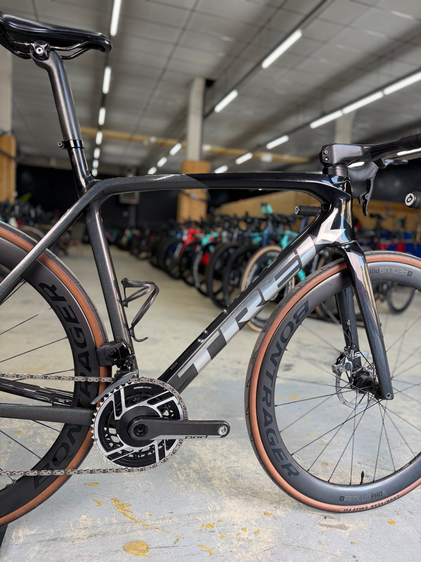 Trek Emonda SLR eTap Red Carbon Racefiets