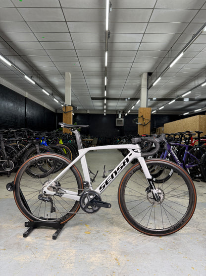 Sensa Giulia Evo Di2 Carbon Race Bike