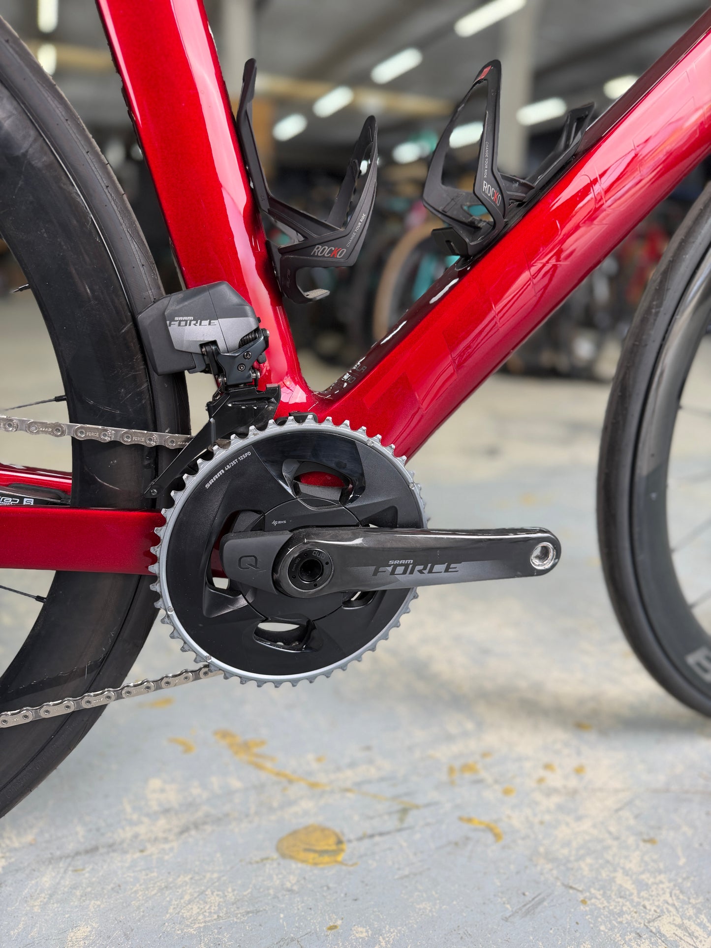 1000km Trek Madone SLR7 eTap Carbon Racefiets