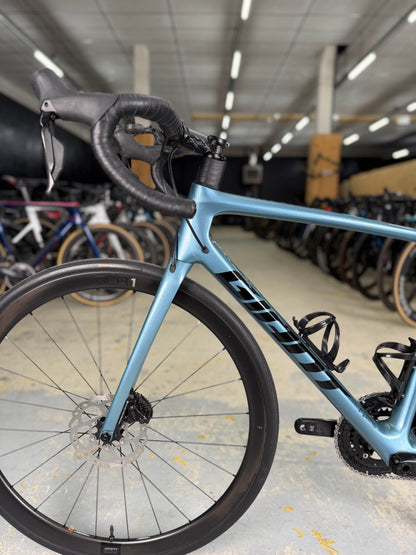 Giant TCR Advanced Pro Di2 Carbon Road Bike