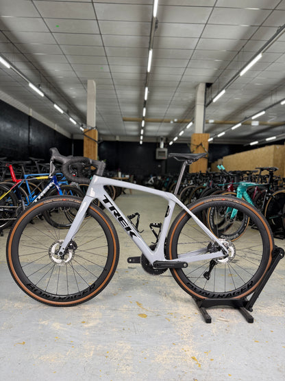 Trek Domane SL7 Di2 Carbon Racefiets