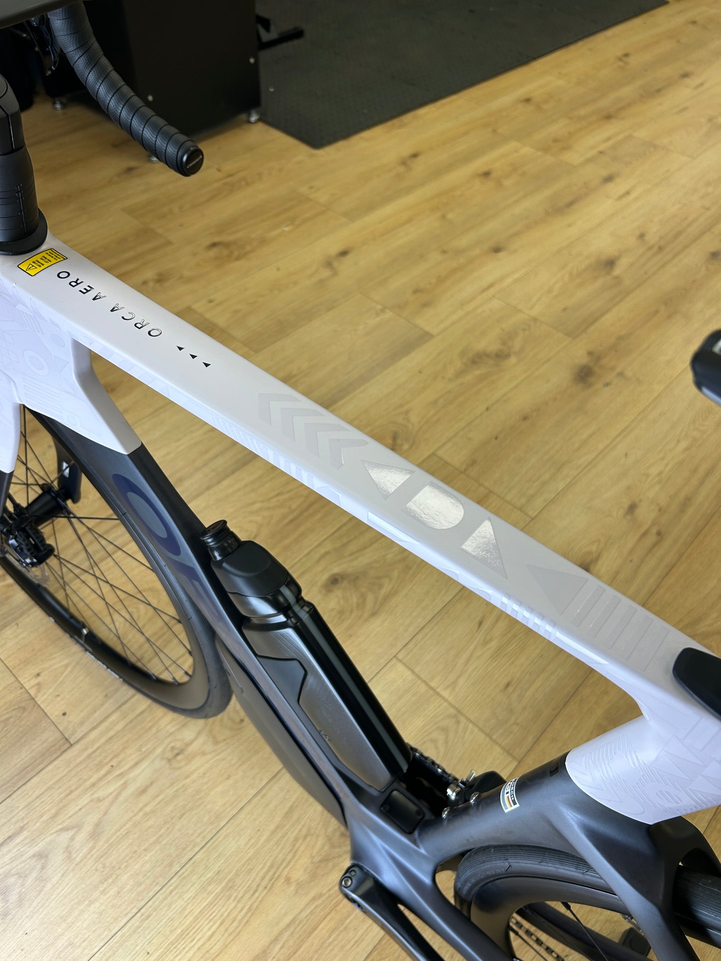 0km Showroom Model Orbea Orca Aero M30iLTD Di2 Carbon Racefiets