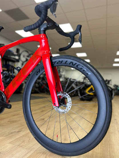 Trek Madone SL7 Di2 Carbon Road Bike