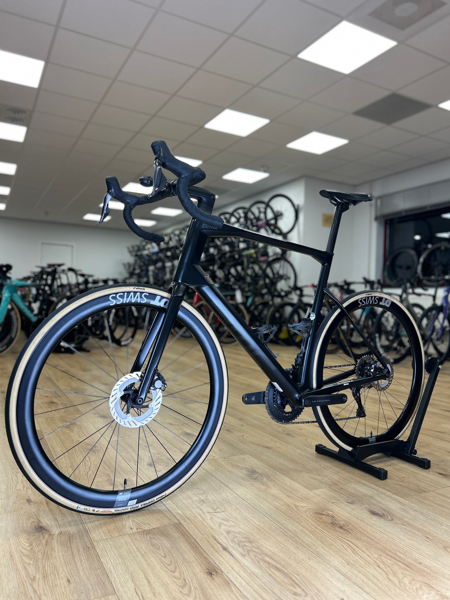 BMC Roadmachine 01 Di2 Carbon Racefiets