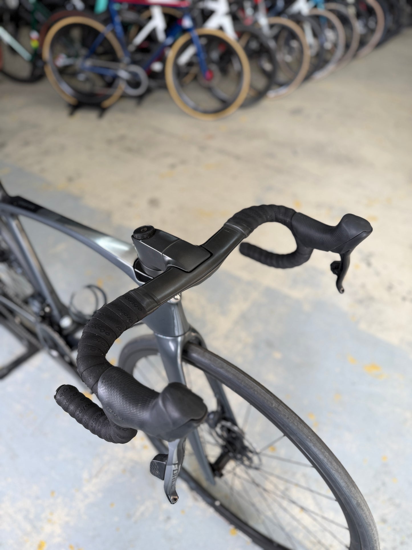 Trek Émonda SL6 AXS Carbon Road Bike