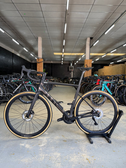NIEUW BMC Teammachine SLR01 Di2 Carbon Racefiets