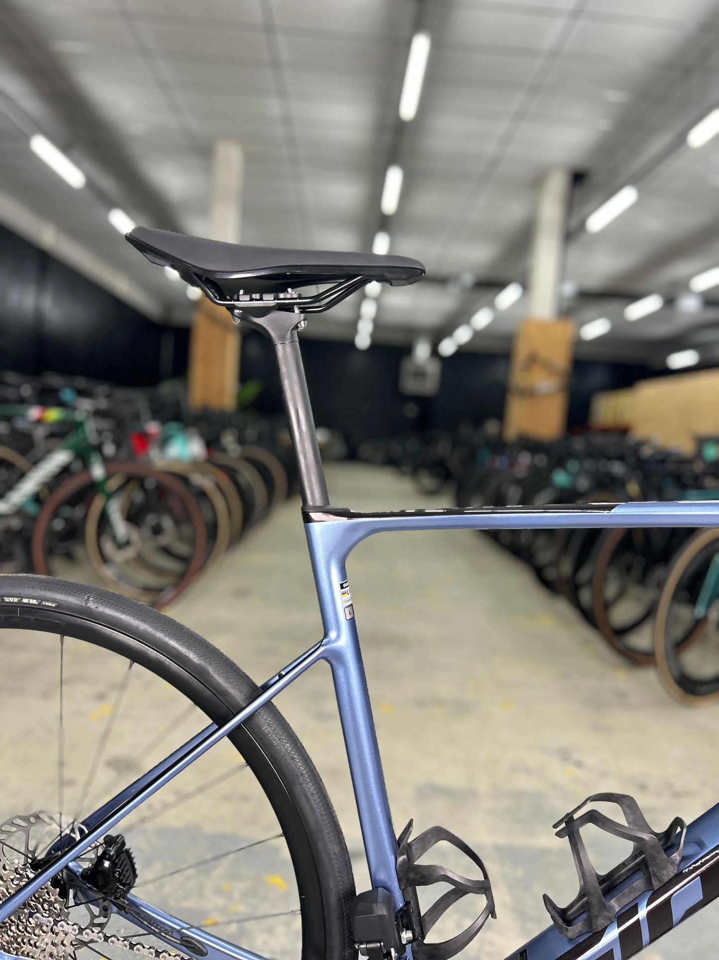 NEW Giant Defy Advanced Di2 Carbon Road Bike