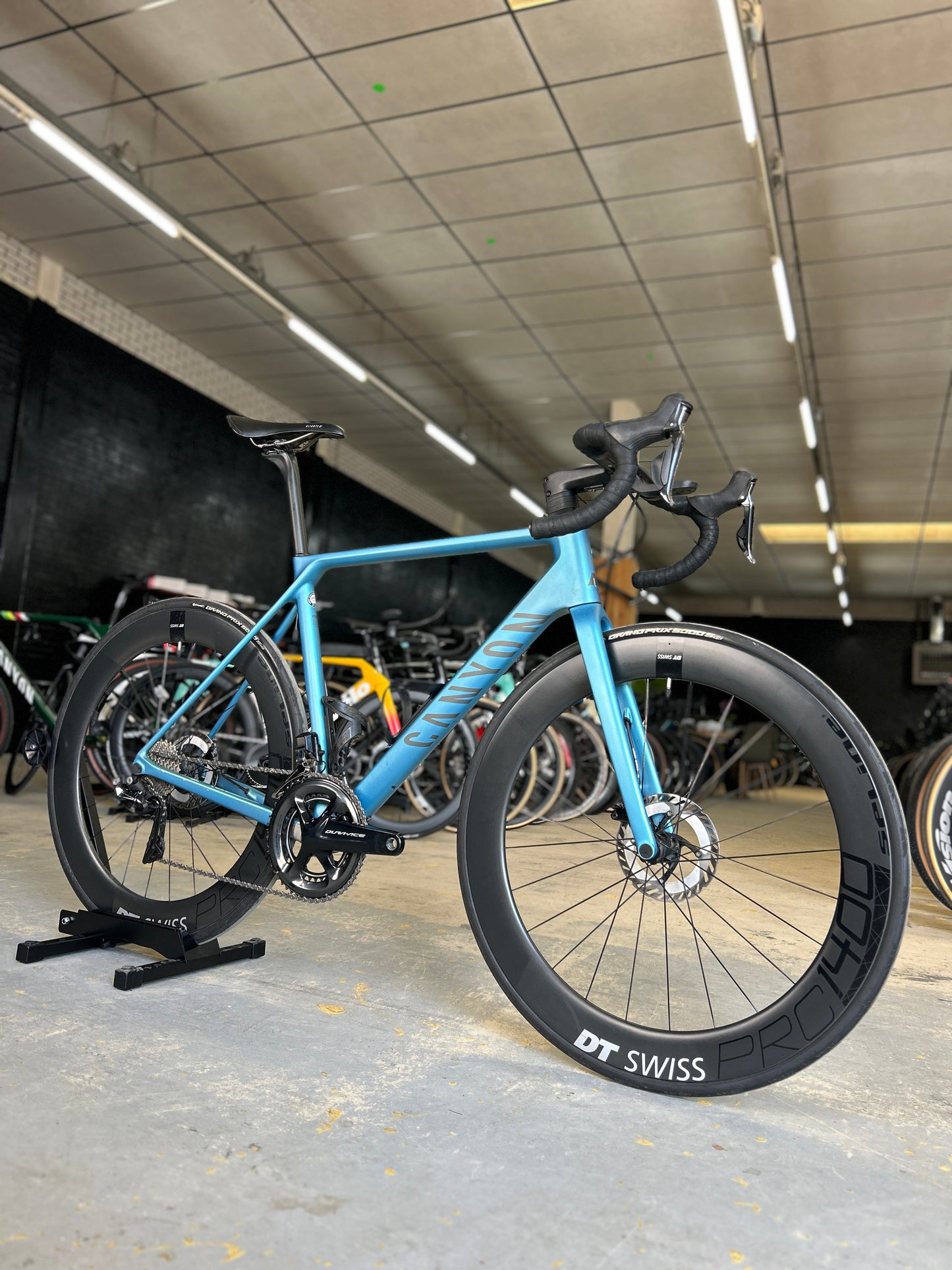 Canyon Ultimate CF SLX Di2 Dura Ace Carbon Road Bike