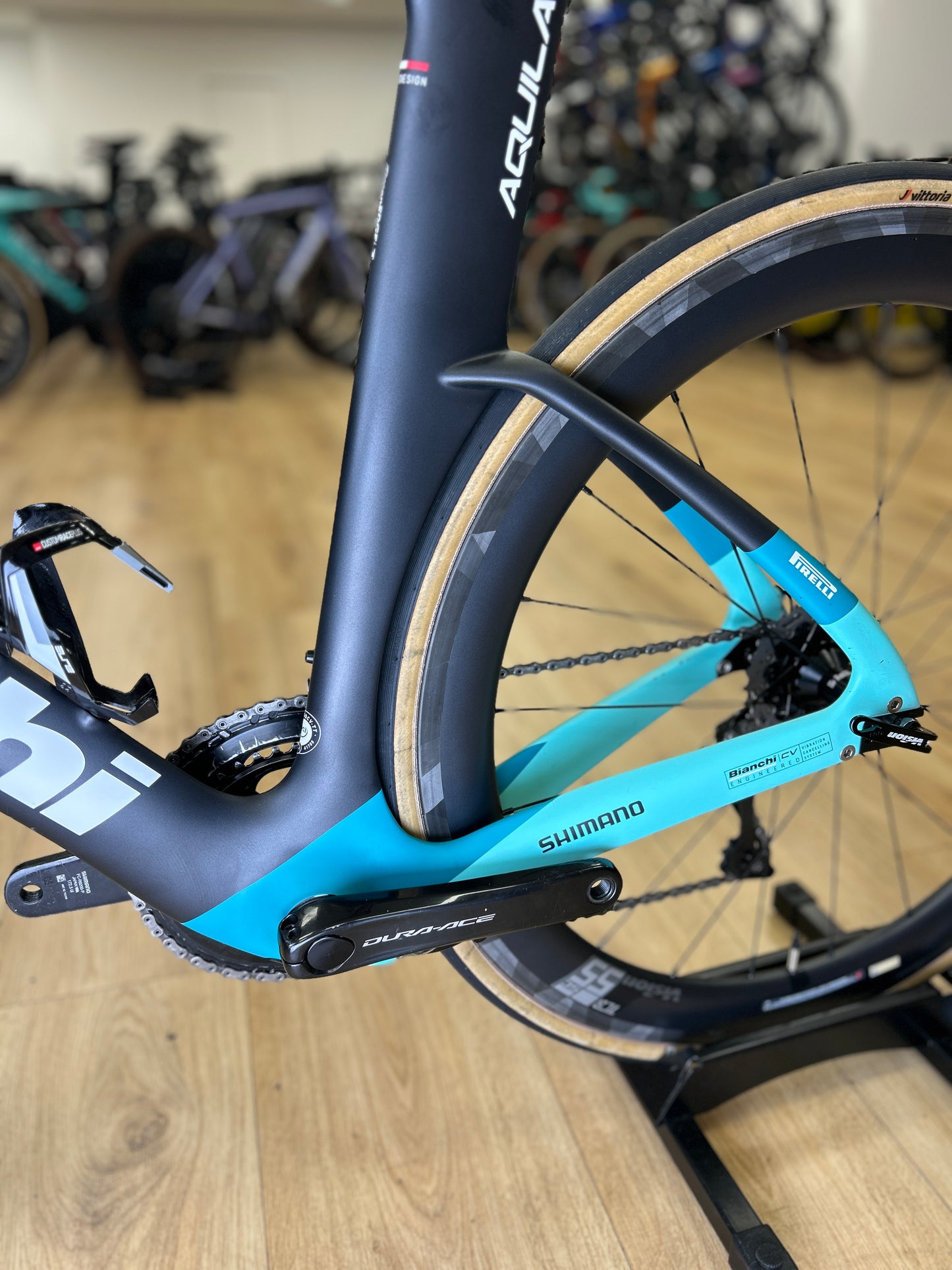 Bianchi Aquila CV Di2 Carbon Racefiets