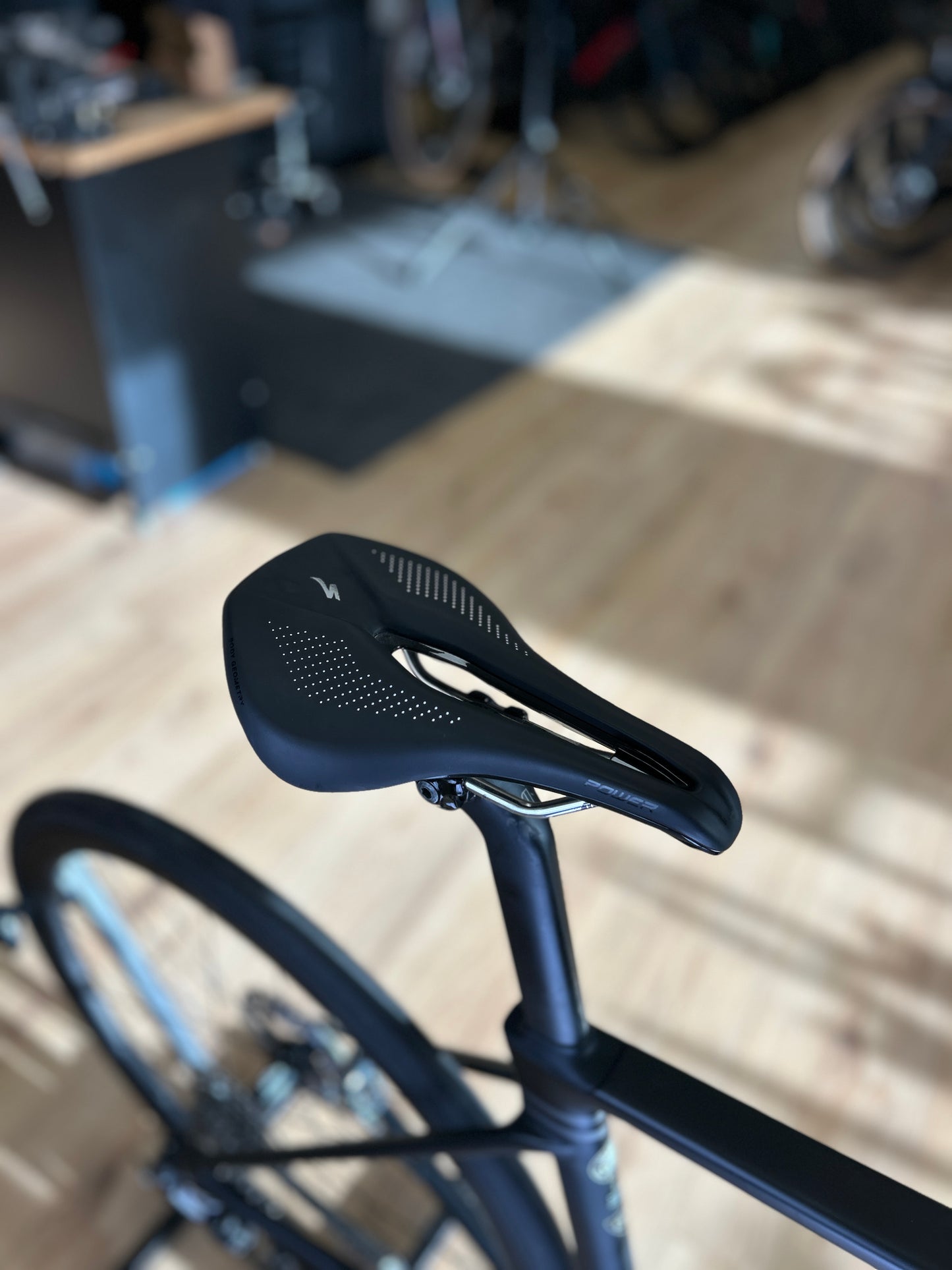 Specialized Roubaix Expert Di2 Carbon Road Bike