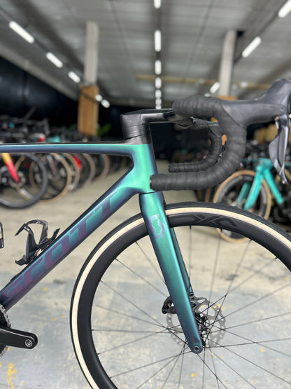 Scott Addict RC15 Di2 Carbon Road Bike