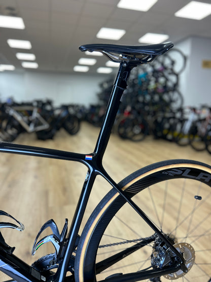 Giant TCR Advanced SL Di2 Carbon Road Bike