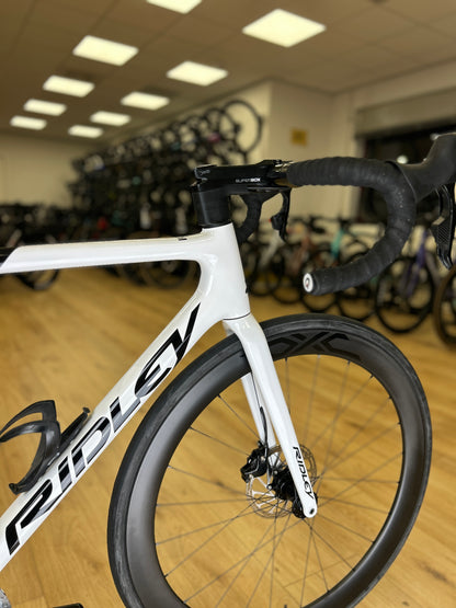 Ridley Helium Disc AXS Carbon Racefiets