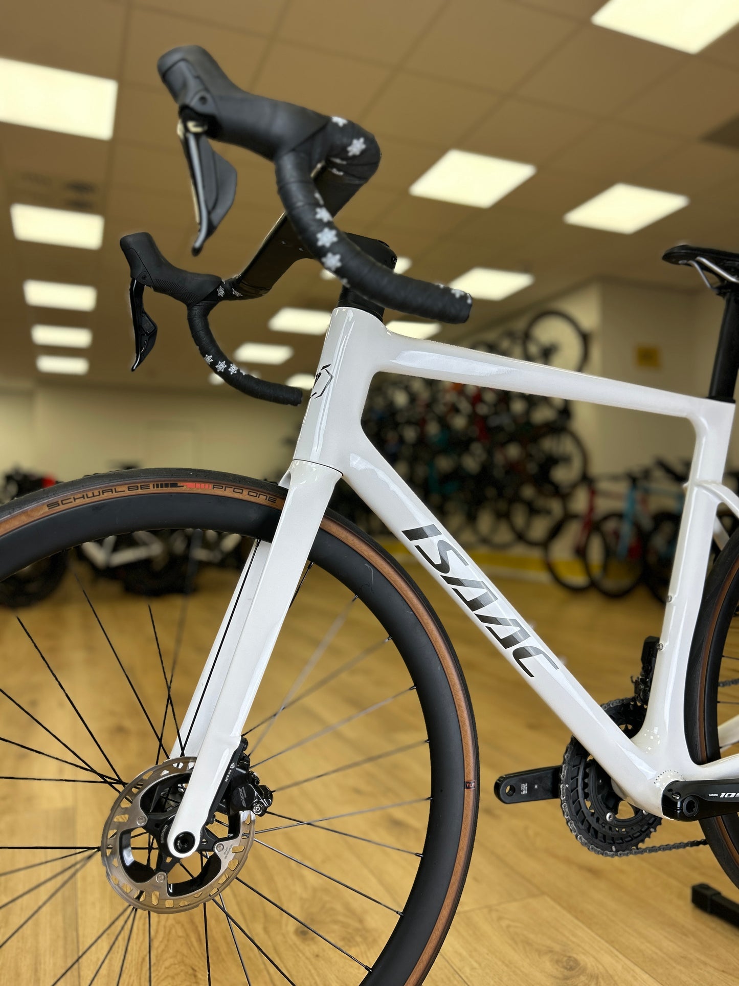 Isaac Boson Di2 Carbon Racefiets