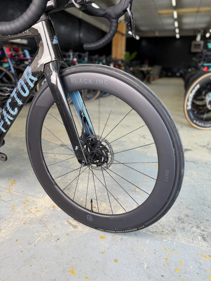 Factor Ostro VAM AXS Carbon Racefiets