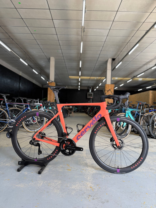 500km LTD Cervelo Soloist Dura Ace Di2 Carbon Racefiets