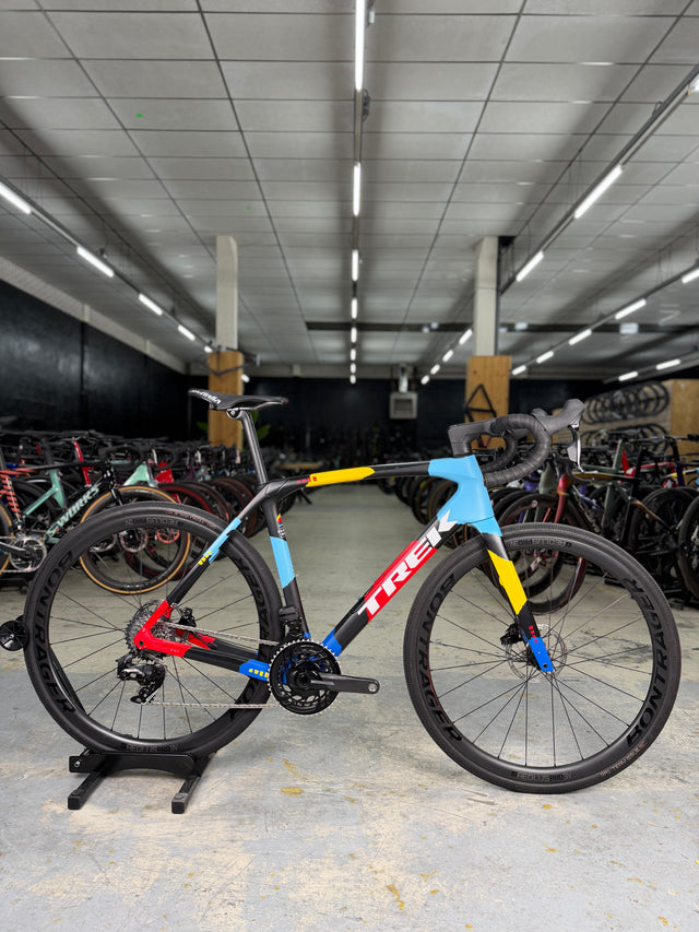 Trek Domane SLR AXS Carbon Racefiets