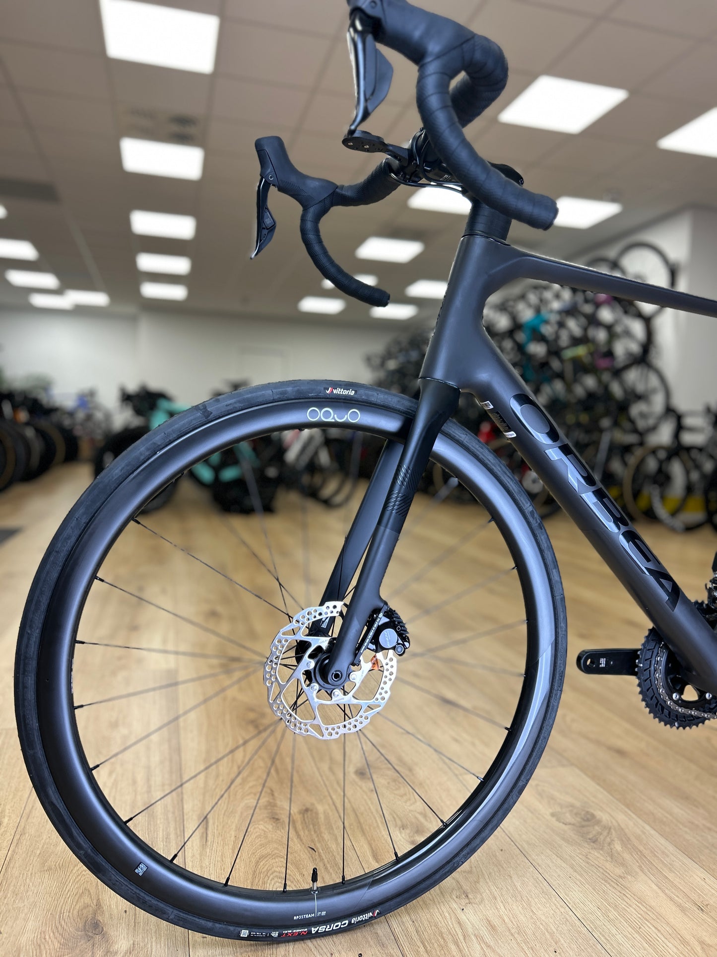 Showroom Model Orbea Orca M35i Di2 Carbon Racing Bike