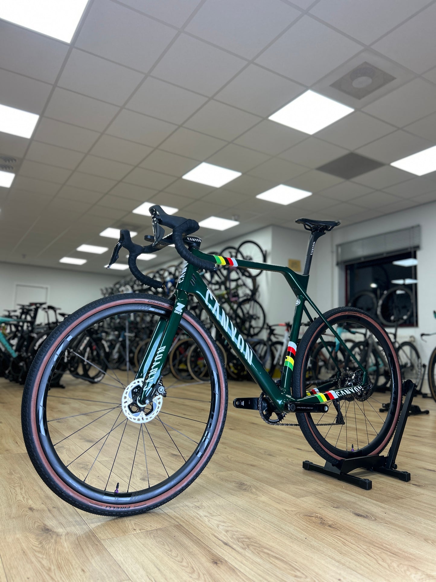 Canyon Inflite CFR Dura Ace Di2 Carbon Road Bike