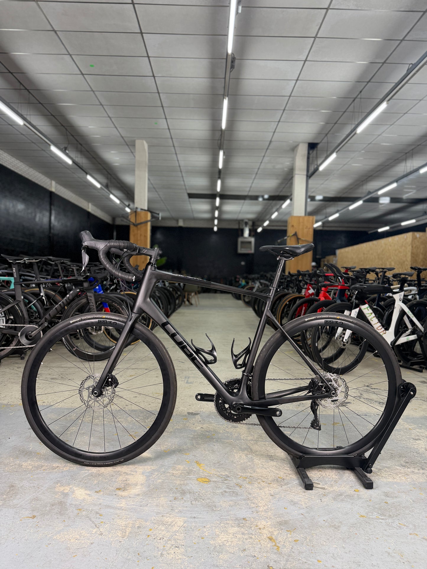 Cube Attain GTC SLX Di2 Carbon Road Bike