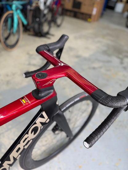 Thompson Falcon Di2 Carbon Racefiets
