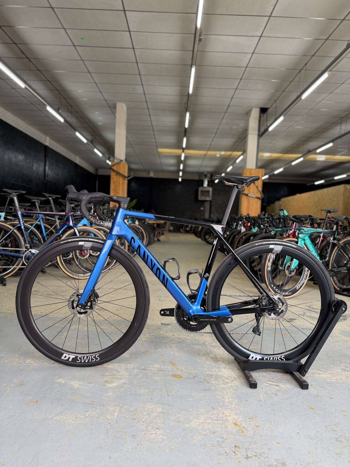 Canyon Ultimate Di2 Dura Ace Carbon Racefiets