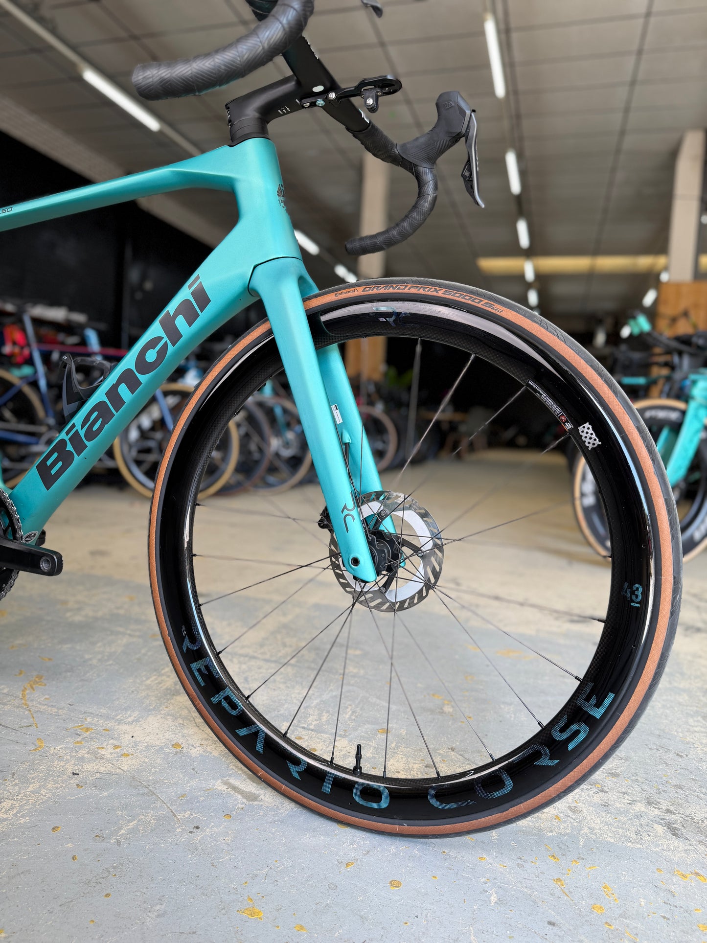 Bianchi Impulso RC Di2 Gravel Fiets