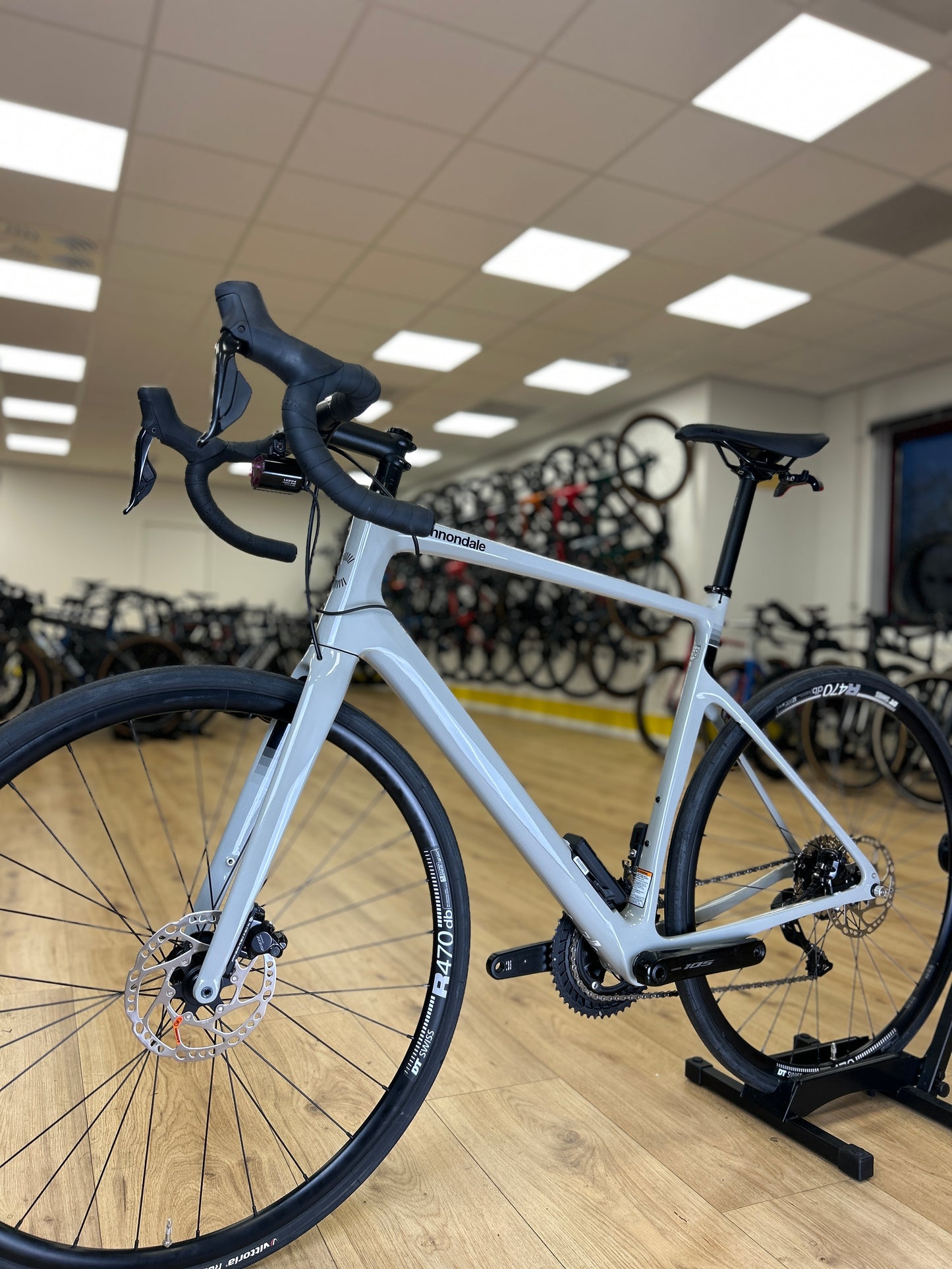 NIEUW Cannondale Synapse Di2 Carbon Racefiets