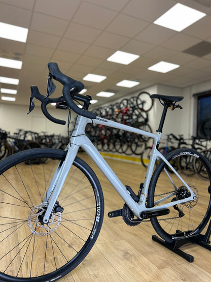 NIEUW Cannondale Synapse Di2 Carbon Racefiets