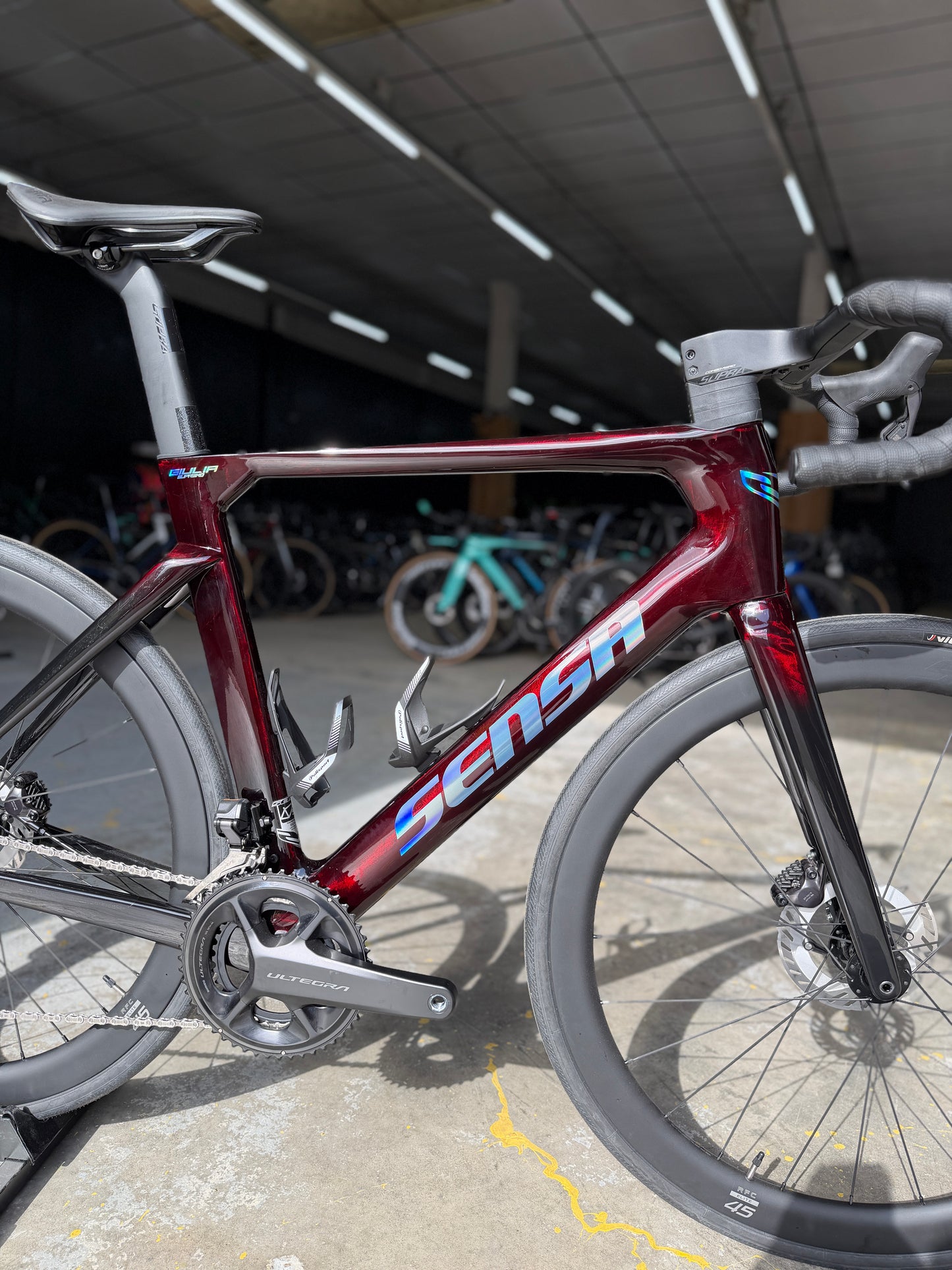 NIEUW Sensa Giulia Supremo Di2 Carbon Racefiets