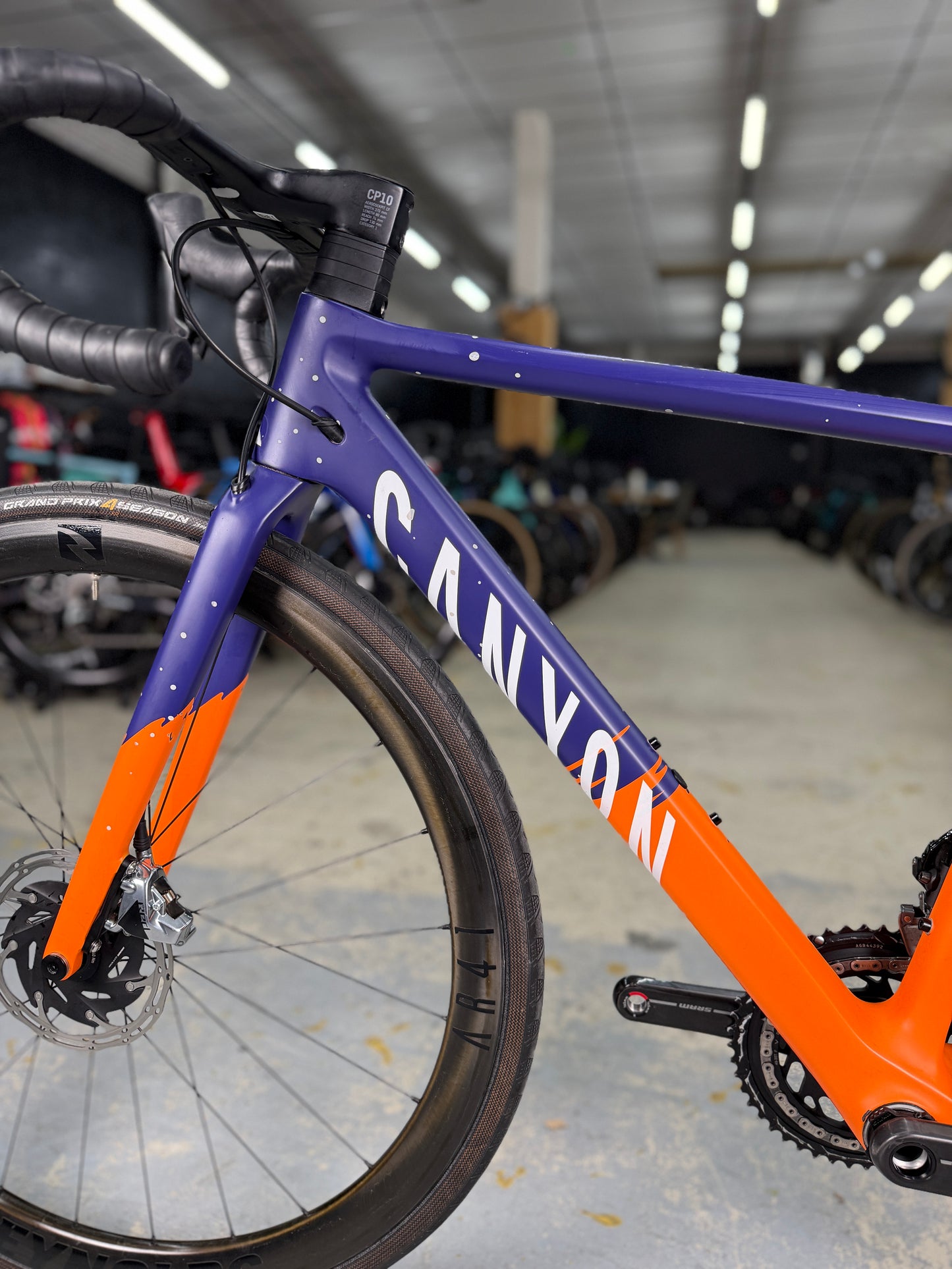 Canyon Ultimate CF SLX 9 WMN eTap Carbon Racefiets