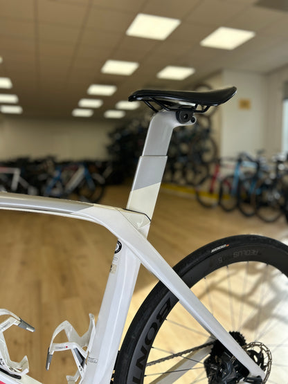 Trek Madone SL7 AXS Carbon Road Bike