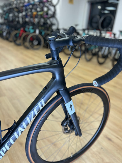 Specialized Roubaix Expert Di2 Carbon Road Bike