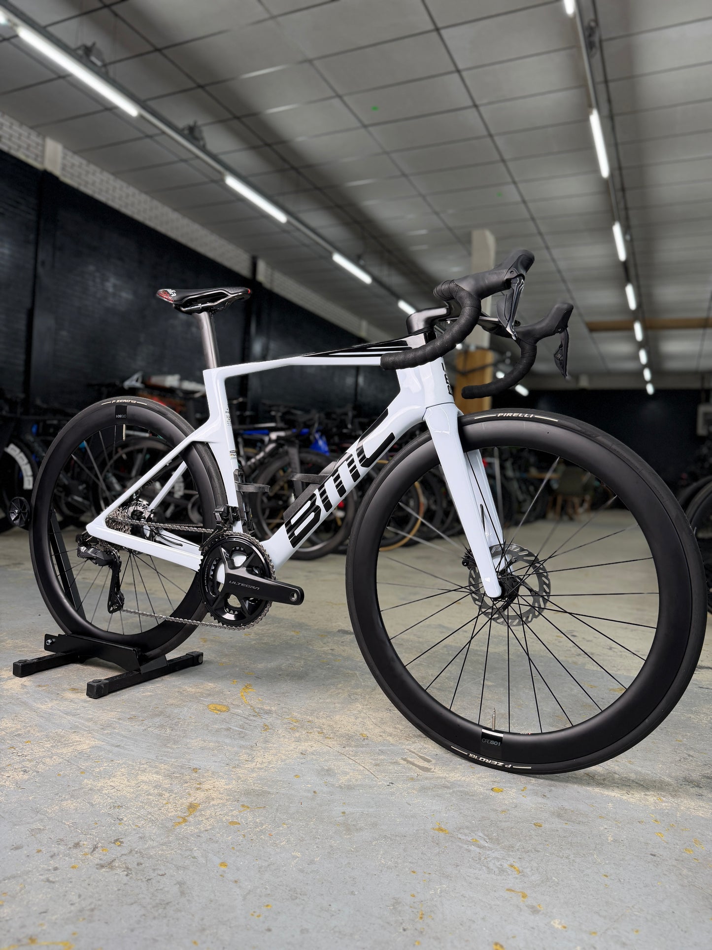 1000km BMC TeamMachine R01 Di2 Carbon Racefiets