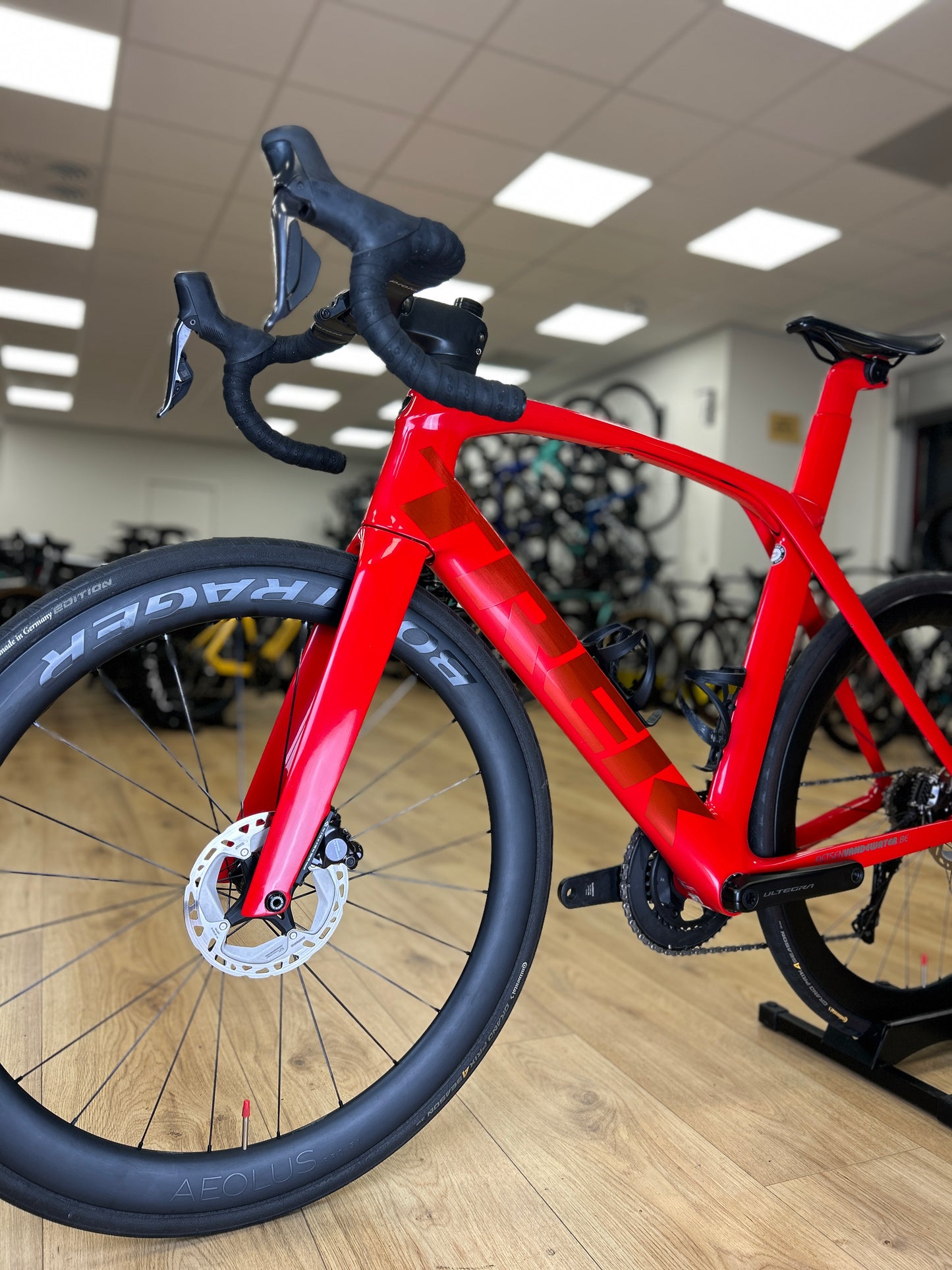 Trek Madone SL7 Di2 Carbon Road Bike